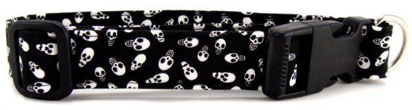 Tiny Skulls Dog Collar (size: X-Small)