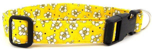 Yellow Hawaiian Flowers Dog Collar (size: X-Small)